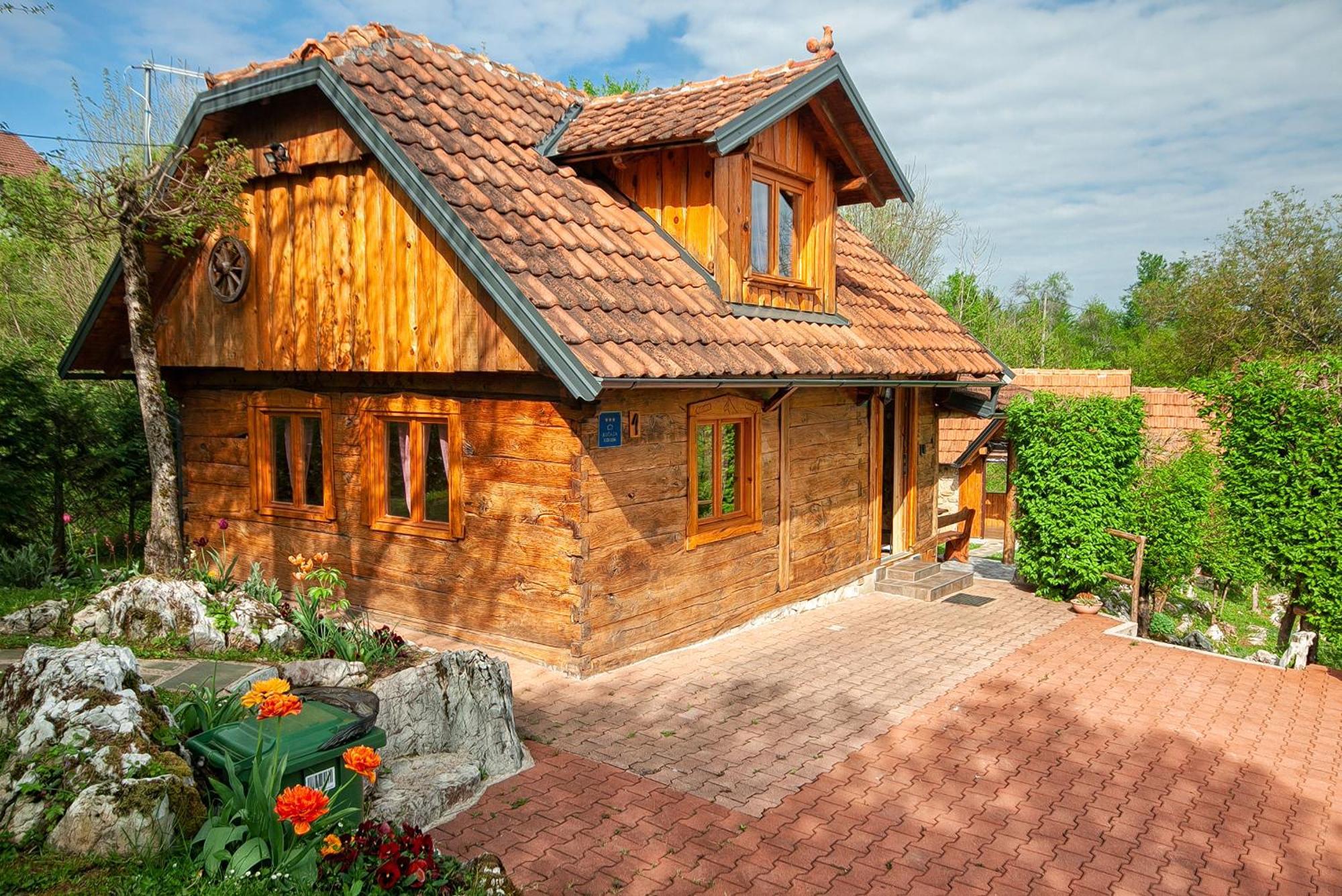 Holiday Home David Slunj Zewnętrze zdjęcie